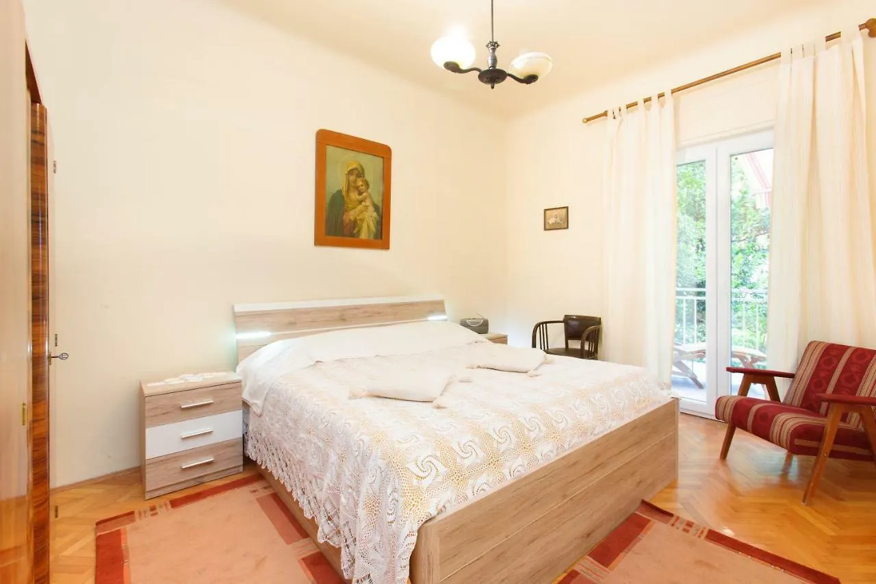 Apartment Dragana Kaštela